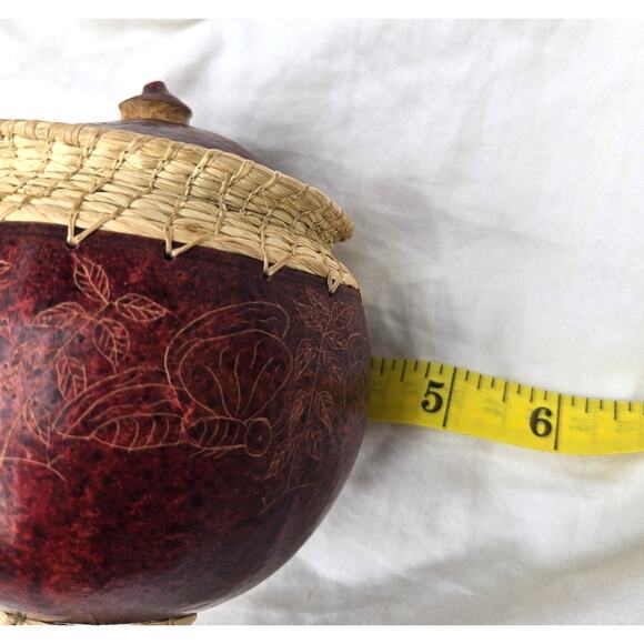 Bee-autiful Handmade Carved Woven Lidded Gourd Bee Themed Cranberry Red - Picture 14 of 14